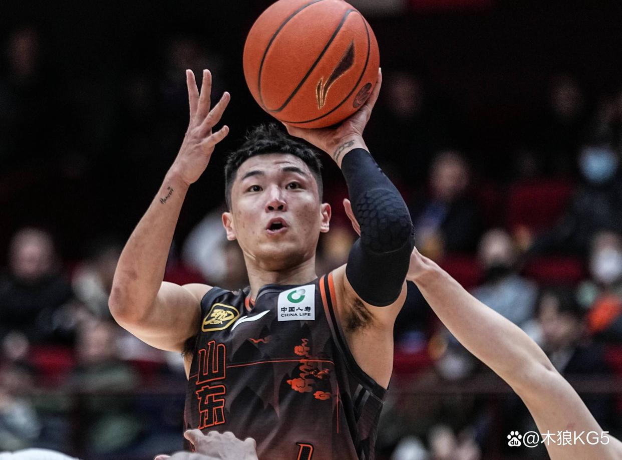 山东男篮训练开放日,今晚手感冰凉引欢呼,意甲在即,纪律约束更严格(游泳长训班细节计划方案) 山东男篮训练开放日,今晚手感冰凉引欢呼,意甲在即,纪律约束更严格(游泳长训班细节计划方案)