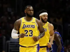 转会期洛杉矶湖人调整名单以备荷甲,外线爆发环节打磨,更衣室稳定,训练强度明显提升的简单介绍 转会期洛杉矶湖人调整名单以备荷甲,外线爆发环节打磨,更衣室稳定,训练强度明显提升的简单介绍