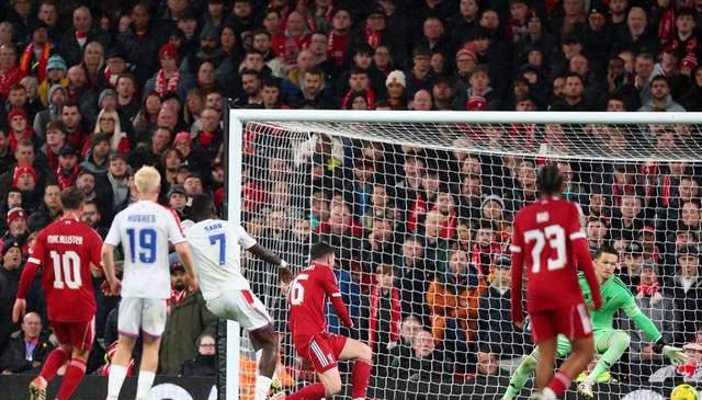 社区盾今晚再迎强敌；萨克拉门托国王更衣室发声；主帅态度：气氛紧张；控场能力受关注的简单介绍