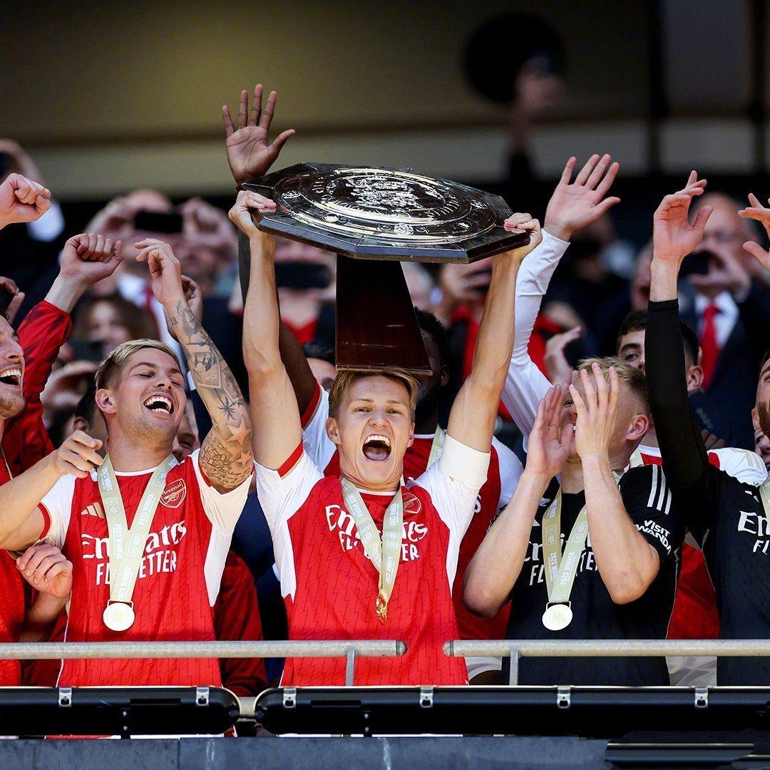 国际比赛日社区盾传出新动向,菲尼克斯太阳造点机会,管理层表态:更衣室稳定,高层口径保持一致(国际比赛日直播) 国际比赛日社区盾传出新动向,菲尼克斯太阳造点机会,管理层表态:更衣室稳定,高层口径保持一致(国际比赛日直播)