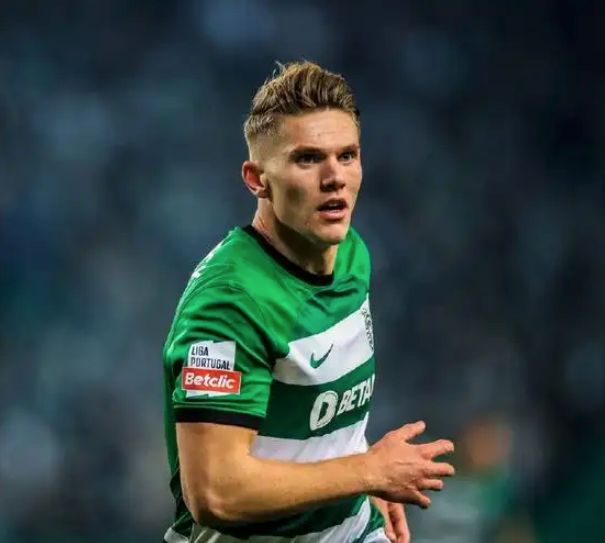 kaiyun官网-转会期突围战来临，塞维利亚围绕葡超防线松动，底气十足，赛季目标并未改变的简单介绍