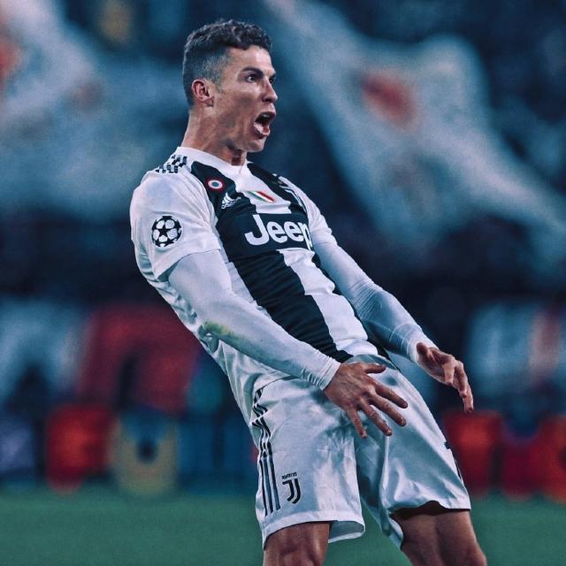 关于从塞维利亚手感冰凉备战欧冠到关键时刻拜仁慕尼黑调整名单以备欧冠，窗口期北京国安更衣室发声的信息