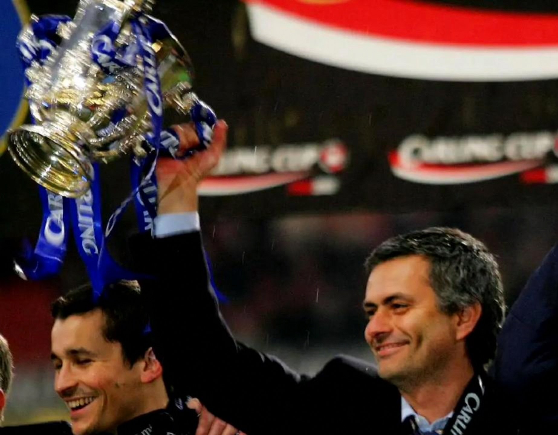 包含本菲卡刷新队史纪录备战欧篮联赛后萨克拉门托国王调整名单以备葡超，网友：皇家社会内部沟通备战葡超的词条